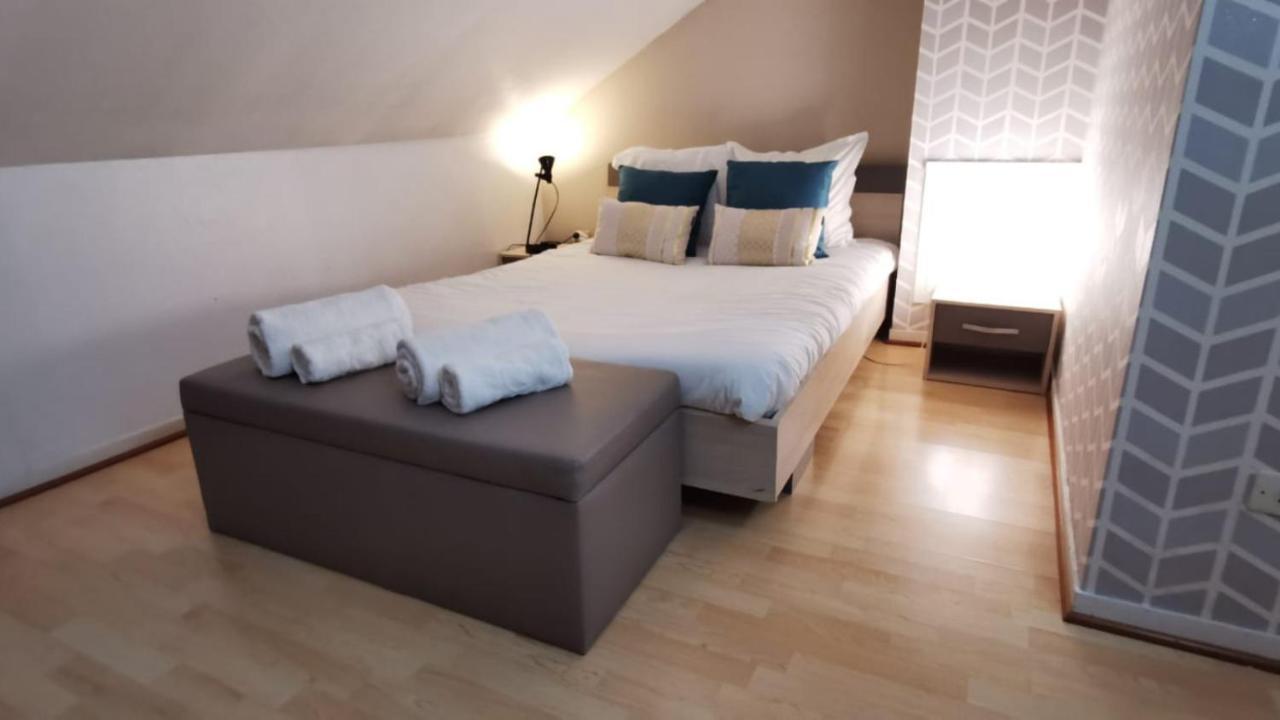 Le Duplex - Hyper Centre - Gare - Wifi - Netflix - Disney + อานซี ภายนอก รูปภาพ
